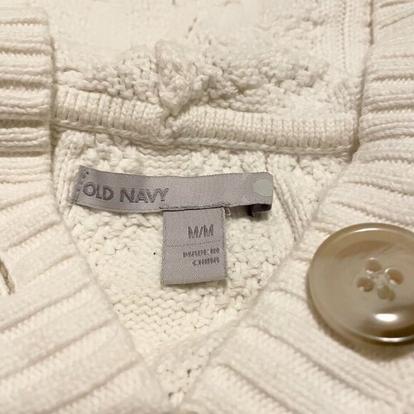 Old Navy Cable Knit Sweater Womens Size Medium - Picture 3 of 16